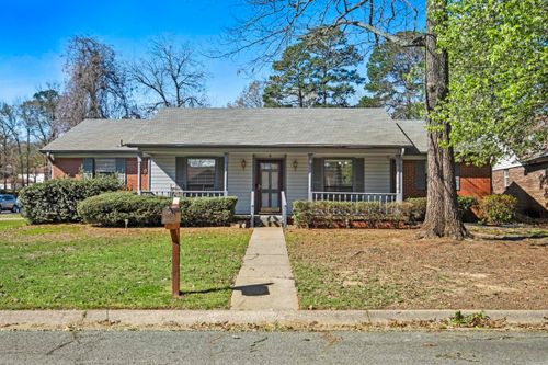 6 High Timber Dr, Maumelle, AR, 72113-6887 | Card Image