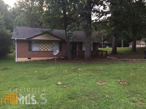8225 Attleboro Dr, Jonesboro, GA, 30238-2976 | Card Image