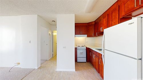 a103-2637 Kuilei St, Honolulu, HI, 96826-3288 | Card Image