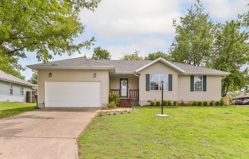 714 S Rice St, Nixa, MO, 65714-8844 | Card Image