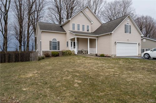 117 Mill Creek Ln, Sackets Harbor, NY, 13685-9705 | Card Image