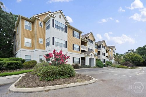 3206 Walden Park Dr, Savannah, GA, 31410-2192 | Card Image