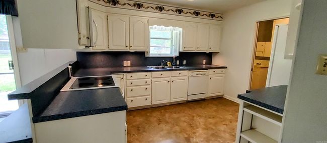 1019 Amanda St, House other with 3 bedrooms, 2 bathrooms and null parking in Camden AR | Image 9