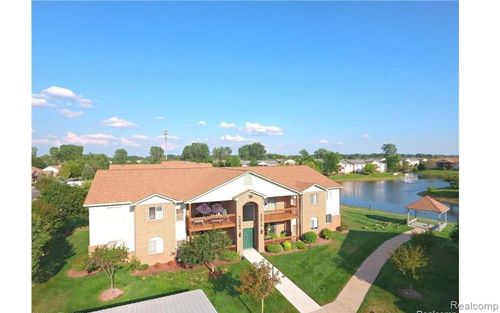 45977 Tallgrass Ct, Van Buren Twp, MI, 48111-6422 | Card Image