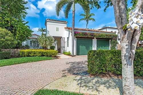 16631 Cortona Ln, NAPLES, FL, 34110-3259 | Card Image