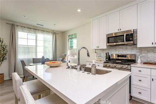 120 Coastal Gdn, Irvine, CA, 92618-1449 | Card Image