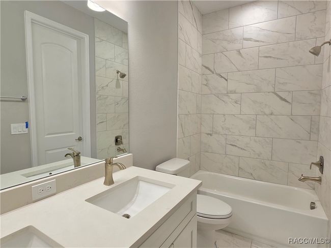 JACK & JILL BATHROOM | Image 82