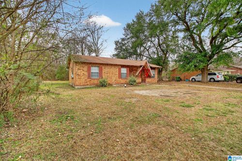 2961 Moorcroft Dr, Montgomery, AL, 36116-3311 | Card Image