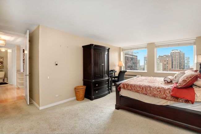 APT-17N - 1110 N Lake Shore Dr, Condo with 3 bedrooms, 3 bathrooms and 1 parking in CHICAGO IL | Image 19