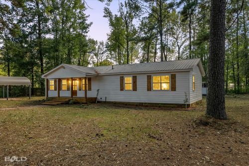 202 Lincoln Ave, Haughton, LA, 71037-8704 | Card Image