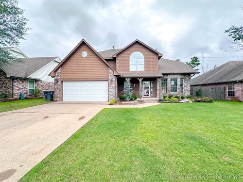 7515 S 108th East Ave, Tulsa, OK, 74133-2536 | Card Image