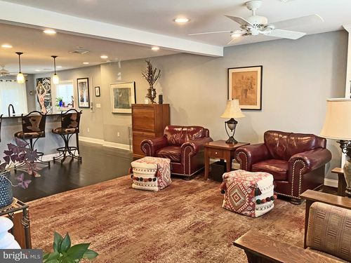 6948 Manti St, PHILADELPHIA, PA, 19128-4419 | Card Image