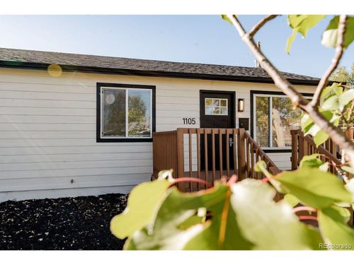 1105 S Raleigh St, Denver, CO, 80219-3747 | Card Image