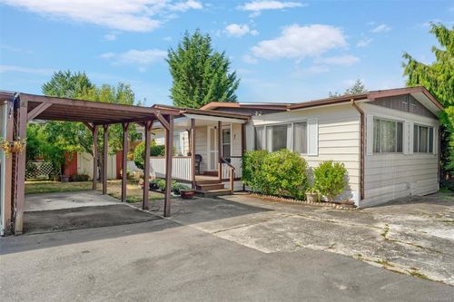 7-158 Cooper Rd, View Royal, BC, V9A7B3 | Card Image