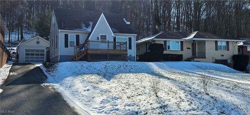 805 Jefferson St, Newell, WV, 26050-1425 | Card Image