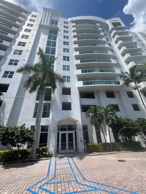 apt-1202-7910 Harbor Island Dr, North Bay Village, FL, 33141-3392 | Card Image