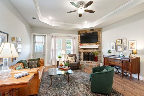 4022 Brownway Dr, College Station, TX, 77845-2202 | Card Image