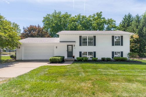 3004 N Gaines St, Davenport, IA, 52803-5909 | Card Image