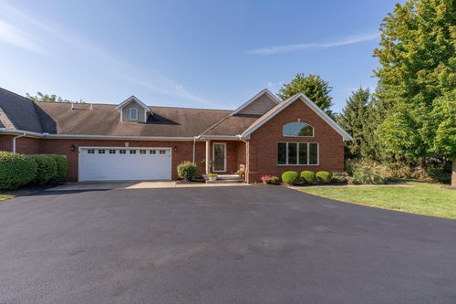 1082 Damon Dr, Washington Court House, OH, 43160-2474 | Card Image