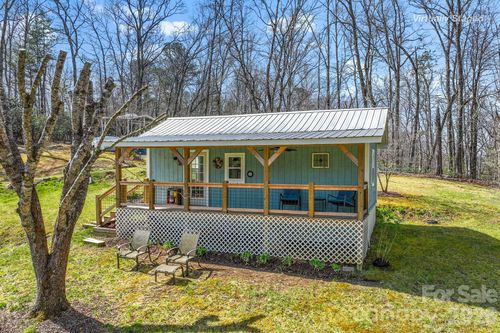 46 S Kimiko Ln, Balsam Grove, NC, 28708-9646 | Card Image
