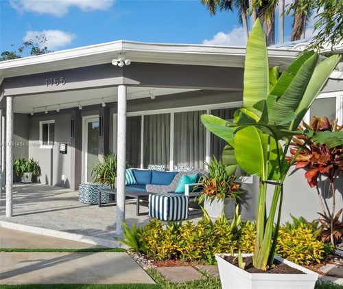 1155 Tyler St, Hollywood, FL, 33019-1305 | Card Image
