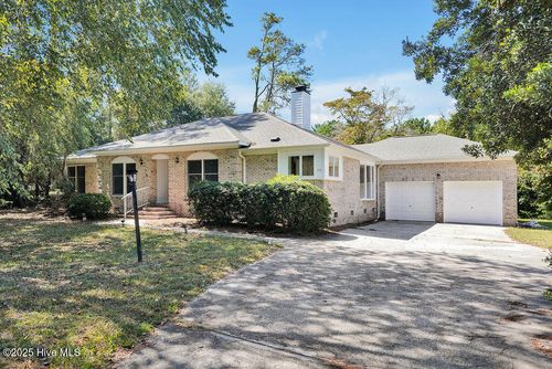 116 Olde Point Rd, Hampstead, NC, 28443-2386 | Card Image