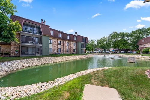 d22-11138 Center Rd, Palos Hills, IL, 60465-2162 | Card Image