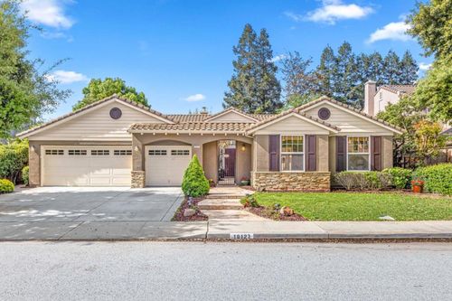19127 Chinook Ct, Morgan Hill, CA, 95037-9049 | Card Image