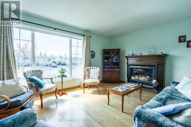 506 Anderson Dr, House other with 3 bedrooms, 2 bathrooms and 3 parking in Cornwall ON | Image 9