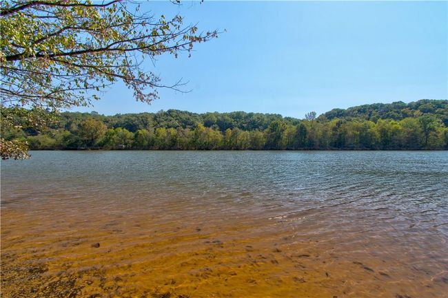 171 Riverview Trl, Condo with 3 bedrooms, 4 bathrooms and 2 parking in Roswell GA | Image 73