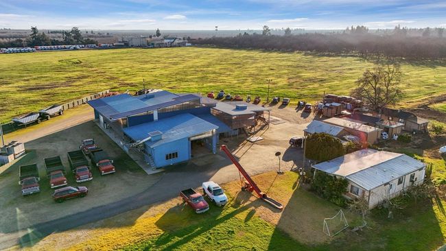 5725 N Wall Rd, House other with 2 bedrooms, 1 bathrooms and null parking in Linden CA | Image 11