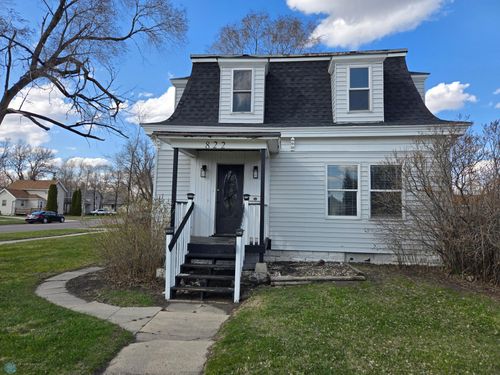 822 3rd Ave N, Wahpeton, ND, 58075-4202 | Card Image