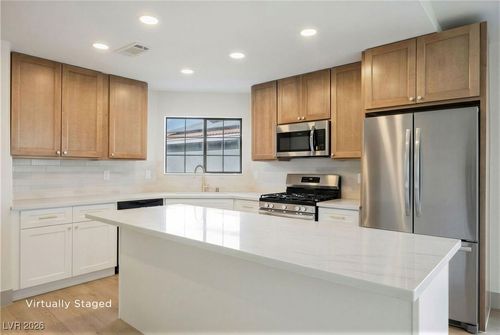 1732 Yellow Rose St, Las Vegas, NV, 89108-2001 | Card Image