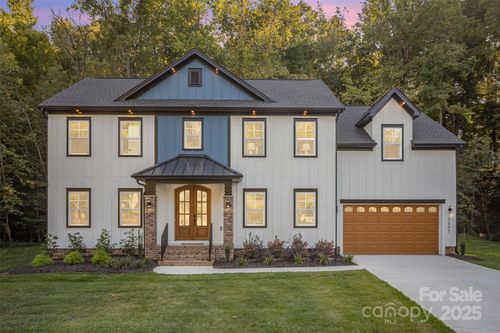 10405 Briarhurst Pl, Mint Hill, NC, 28227-8972 | Card Image