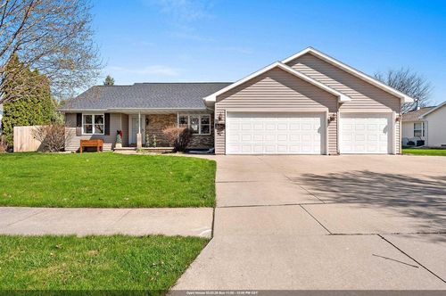 512 Applewood Drive, KIMBERLY, WI, 54136 | Card Image