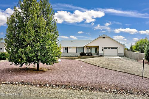 1835 Oak Dr, Chino Valley, AZ, 86323-3404 | Card Image