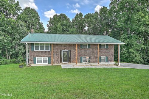 10187 Oakwinds Cir, Bristol, VA, 24202-2605 | Card Image