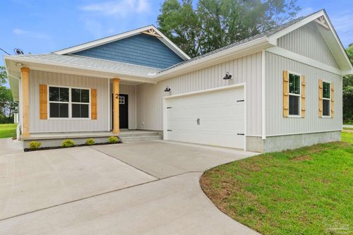 2 Coweta Rd, Cantonment, FL, 32533-9327 | Card Image