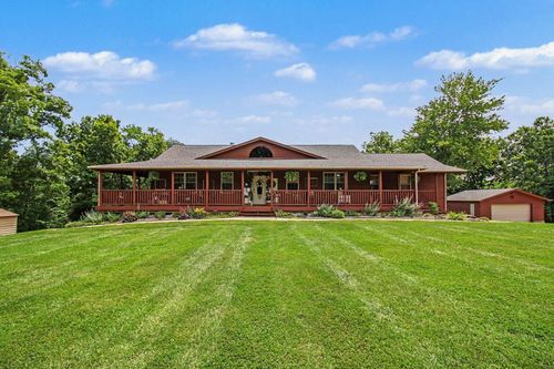 302 Bullock Pen Dr, Crittenden, KY, 41030-8937 | Card Image