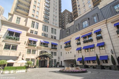 3202-11 E Walton Street, Chicago, IL, 60611 | Card Image