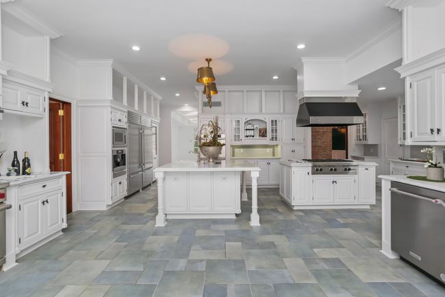 637 Valley Rd, House other with 6 bedrooms, 10 bathrooms and null parking in New Canaan CT | Image 16