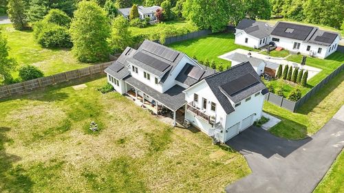 15-13 Vista Ter, Amherst, MA, 01002-3382 | Card Image