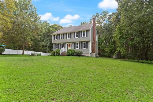40 Agostino Dr, Wilmington, MA, 01887-2319 | Card Image