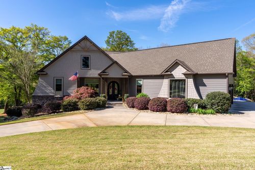1602 Cross Creek Dr, Seneca, SC, 29678-1615 | Card Image