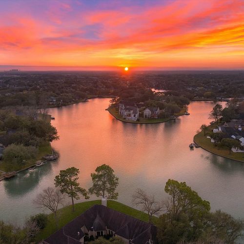 802 San Marino St, Sugar Land, TX, 77478-3328 | Card Image