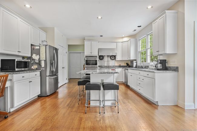260 Range Rd, House other with 4 bedrooms, 4 bathrooms and 10 parking in Southport CT | Image 10
