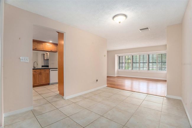 13310 Golf Crest Cir, House other with 6 bedrooms, 3 bathrooms and null parking in TAMPA FL | Image 9