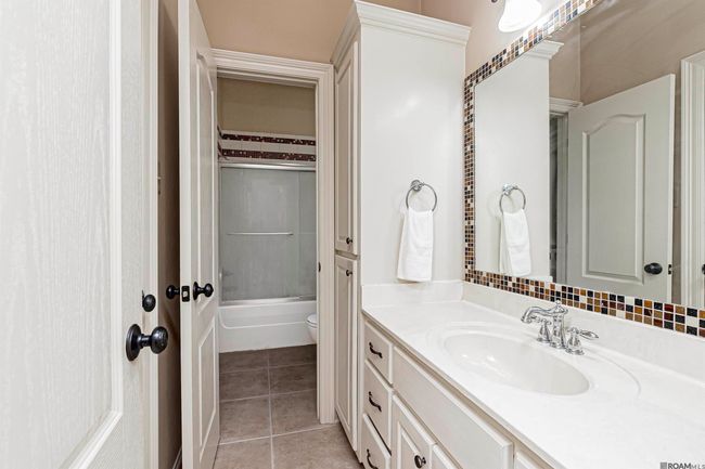 12306 Legacy Hills Dr, House other with 4 bedrooms, 4 bathrooms and 2 parking in Geismar LA | Image 8