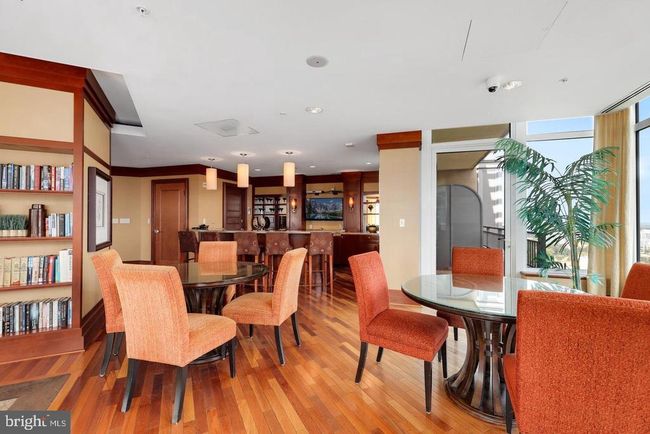 APT-1017 - 8220 Crestwood Heights Dr, Condo with 2 bedrooms, 2 bathrooms and null parking in MCLEAN VA | Image 18