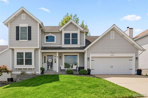 16762 Kingstowne Estates Dr, Wildwood, MO, 63011-1894 | Card Image